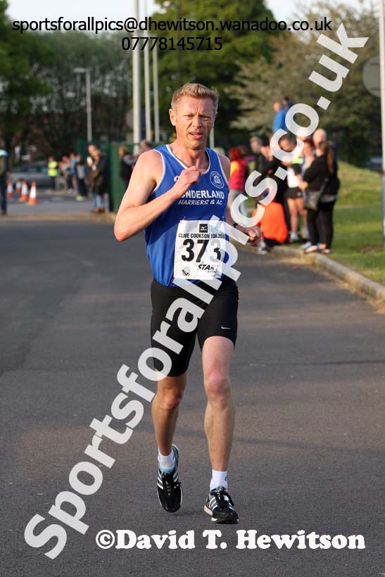 Clive Cookson 10k Road Race, Whitley Bay. Photo: David T. Hewitson/Sports for All Pics